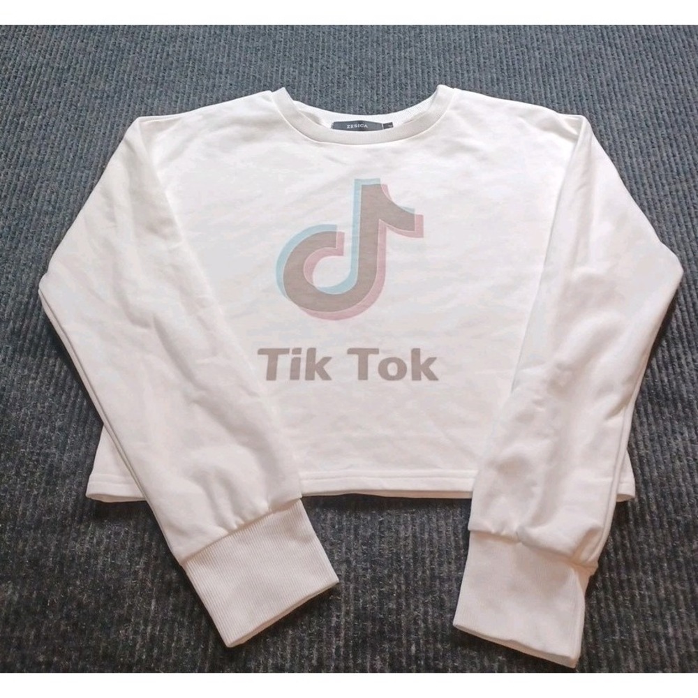 TIK TOK White Crop sweatshirt MEDIUM by Zesica